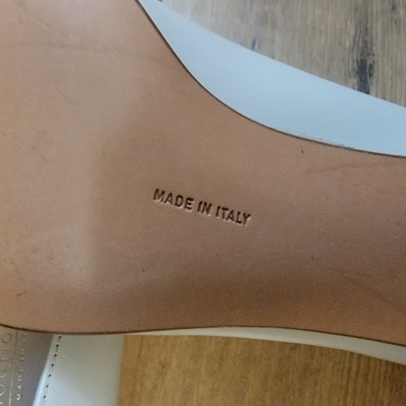 Salvatore Ferragamo Boutique Heels - Picture 13 of 14